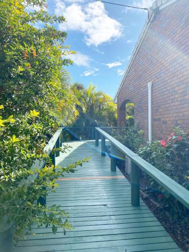 Woorim Secluded Palms Villa - Northern Rivers Accommodation 2
