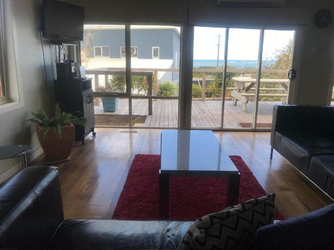 OCEAN VIEWS - Northern Rivers Accommodation 2