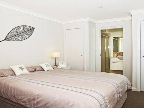 Surf Mist Contemporary Seaside Duplex - Northern Rivers Accommodation 4