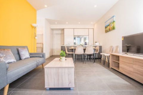 Relaxing Parramatta Apartment With Parking - Northern Rivers Accommodation 0