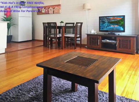 Rye Nov 15 17 ForeshoreRockFestHot RoadsDancing - Northern Rivers Accommodation 6