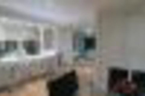 Skymirror Villa - Northern Rivers Accommodation 4