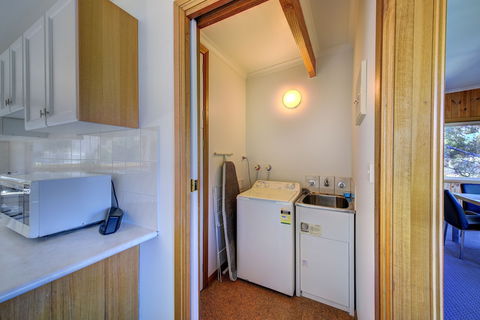 Freycinet Sanctuary 4 - Northern Rivers Accommodation 4
