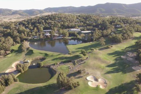 Villa Executive 2br Pokolbin Resort Condo Located Within Cypress Lakes Resort (nothing Is More Central) - Northern Rivers Accommodation 2