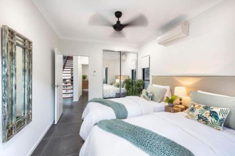 WINDFALL In PALM COVE - Northern Rivers Accommodation 3