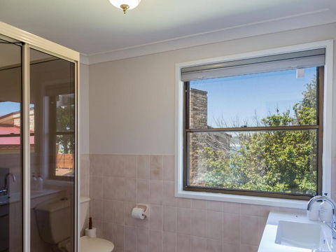 235 Mitchell Parade Mollymook - Northern Rivers Accommodation 3