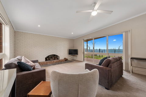 Mulwala Waterside - Northern Rivers Accommodation 1