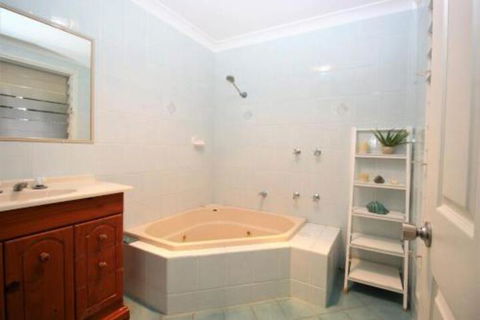 MAGIC BEACH HOUSE PET FRIENDLY - Northern Rivers Accommodation 2