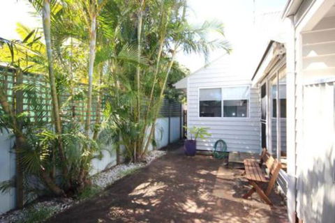 MAGIC BEACH HOUSE PET FRIENDLY - Northern Rivers Accommodation 7