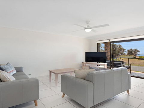 Surfspray 4 Pebbly Beach - Northern Rivers Accommodation 7