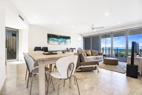 Beachfront Cabarita Apartment - Northern Rivers Accommodation 2
