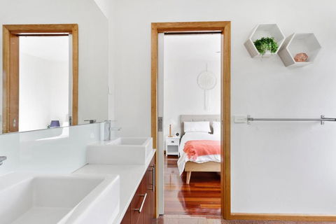 Rye Beach Executive Style - Northern Rivers Accommodation 6