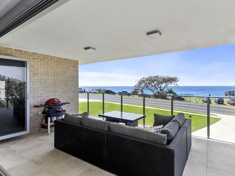 Surf 101 On Cabarita Beach - Northern Rivers Accommodation 6
