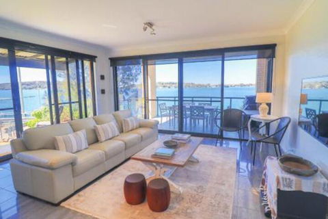 Elysium Lakehouse - Northern Rivers Accommodation 2