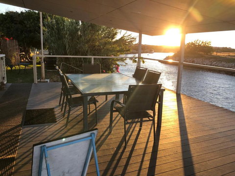 Carnarvon Beach Retreat - Northern Rivers Accommodation 4