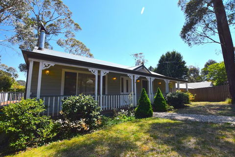 Rocky Mountain Cottage - Northern Rivers Accommodation 1
