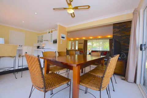 Rocky Mountain Cottage - Northern Rivers Accommodation 4