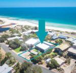 Luxury on Lewis 6 Lewis Road - Northern Rivers Accommodation