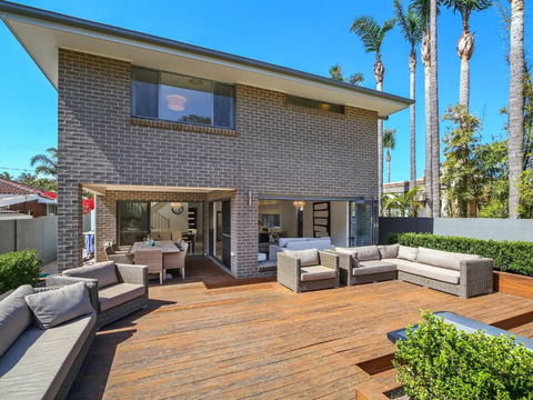 Lakeside Luxury 13 Lake Street - Northern Rivers Accommodation 4
