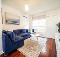 Urban Beach Shack Metres from the Beach  Cafes - Northern Rivers Accommodation