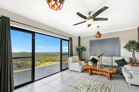 Eagles Loft - Northern Rivers Accommodation 4