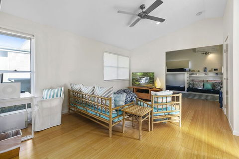 Stunning River House 51 Hilton Esplanade - Northern Rivers Accommodation 4