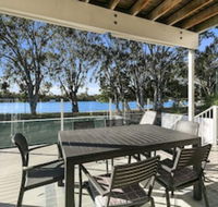 Stunning River House 51 Hilton Esplanade - Northern Rivers Accommodation