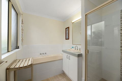 Fabulous Pet Friendly Family Home - 3 Carribean Court - Northern Rivers Accommodation 2