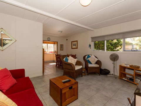 Malibu Drive 127 Bawley Point - Northern Rivers Accommodation 6