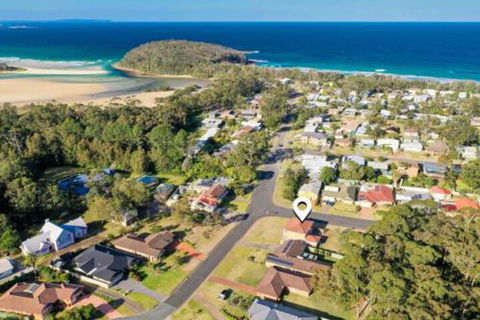 Macleay Street 23 Narrawallee - Northern Rivers Accommodation 2