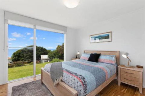 COASTAL HAVEN Panoramic Ocean Views - Northern Rivers Accommodation 3