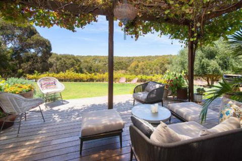 Stella - Northern Rivers Accommodation 0