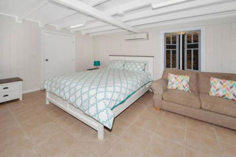 Studio 258 On Lake - Northern Rivers Accommodation 3