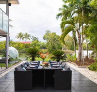 Absolute Lakefront Port Douglas - Northern Rivers Accommodation