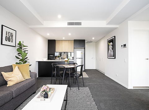 CANBERRA CHIC Hosted By LAbode - Northern Rivers Accommodation 5