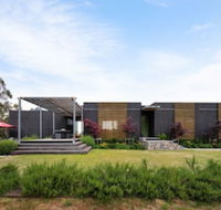 Ridge House - Northern Rivers Accommodation