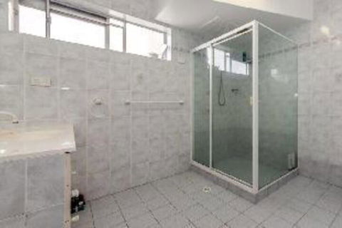 Laman Lodge Unit 3 15 Laman Street - Northern Rivers Accommodation 1