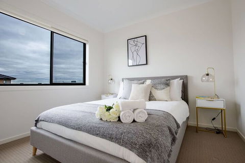 108spacious Point Cook Estate4br2btdoublegarage - Northern Rivers Accommodation 3