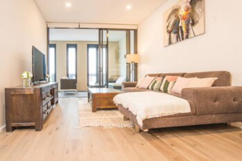 Oud Wood Apartment - Northern Rivers Accommodation 0