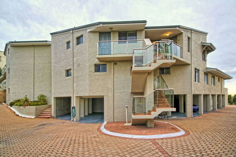 Scarborough Beach Front Resort - Shell 7 - Northern Rivers Accommodation 1