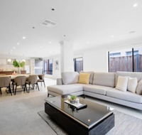 Lightful Charming House With Free Parking - Northern Rivers Accommodation