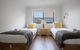 Lightful Charming House With Free Parking - thumb 7