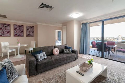 Milsons Point Apartment With Harbour Bridge Views - Northern Rivers Accommodation 4