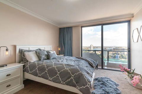 Milsons Point Apartment With Harbour Bridge Views - Northern Rivers Accommodation 7