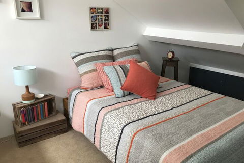 Colourful Darlinghurst Home- In Perfect Location - Northern Rivers Accommodation 7