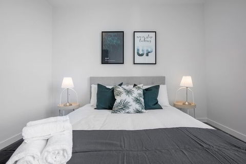 Elegant Apartment At Parkville - Northern Rivers Accommodation 4
