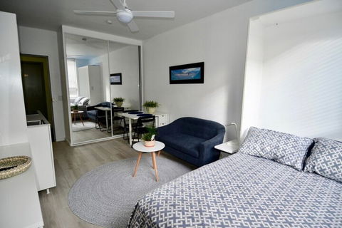 Cute Studio Apartment In Maroubra - Northern Rivers Accommodation 1