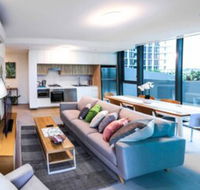 Incredible Riverside Apartment In Brisbane - Northern Rivers Accommodation