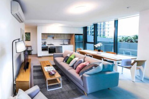 Incredible Riverside Apartment In Brisbane - Northern Rivers Accommodation 0