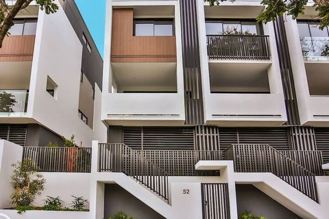 Manhattan Terrace House - Northern Rivers Accommodation 1